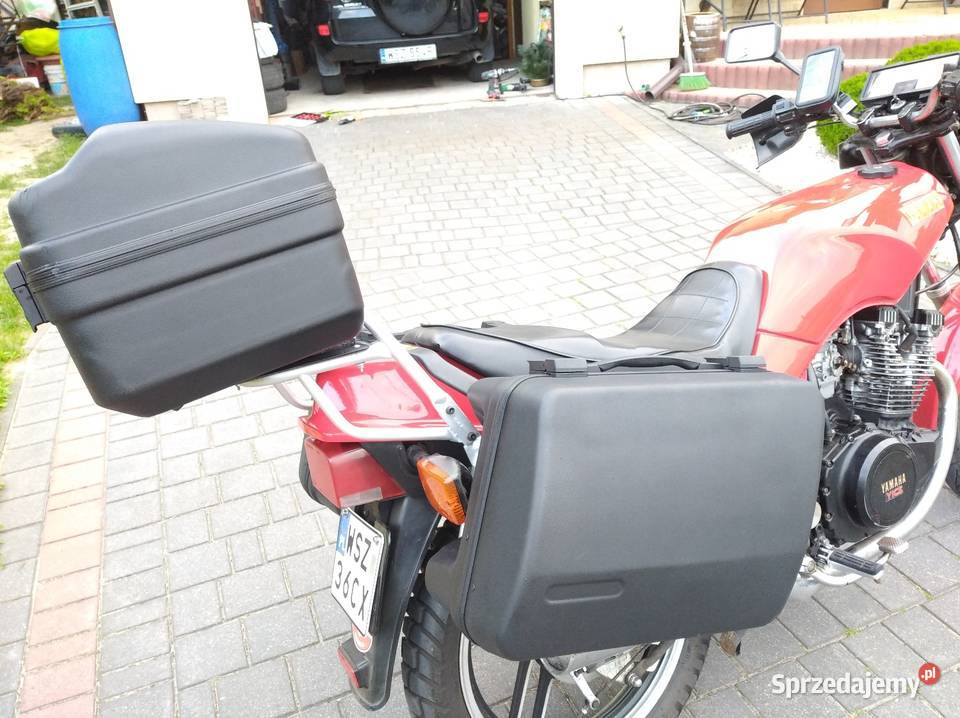 Motocykl turystyczny Yamaha 400XS Yamaha