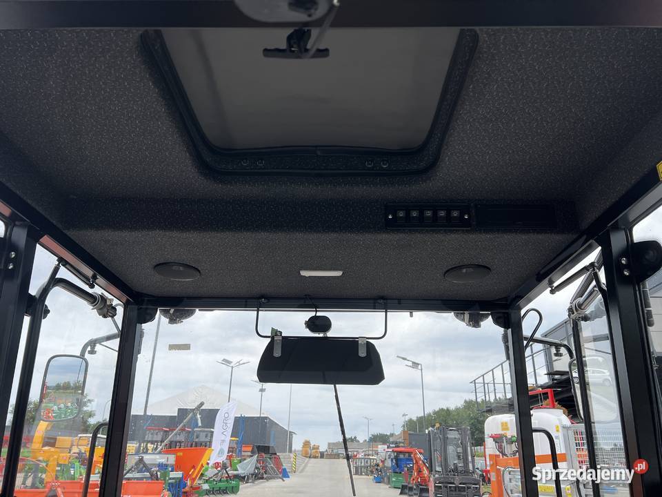 Kabina Ursus C360 C360 C330 C330 T25 błotniki Trojanów