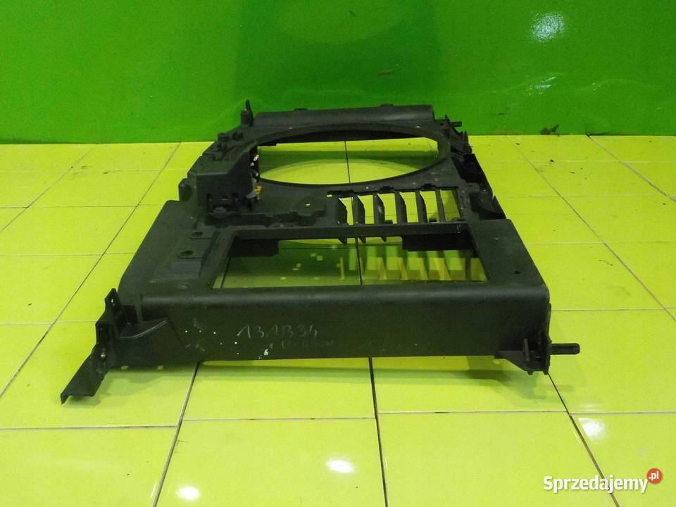 PEUGEOT 5008 I 16 HDI 10r pas przedni