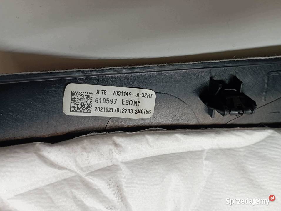 OSŁONA SŁUPKA C LEWY PRAWY TYŁ KPL JL7B7831148A3 Rok produkcji 2021