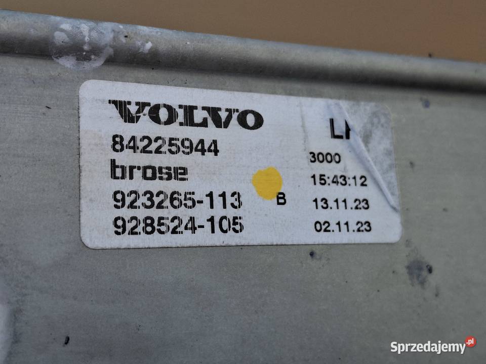 VOLVO FH4 FH5 MECHANIZM PODNOŚNIK SZYBY LEWY Bieleń sprzedam