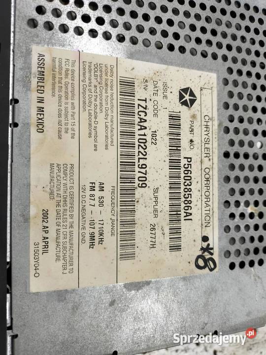 RADIO P56038586AI Jeep Cherokee II 19842001 Rok produkcji 2000 sprzedam