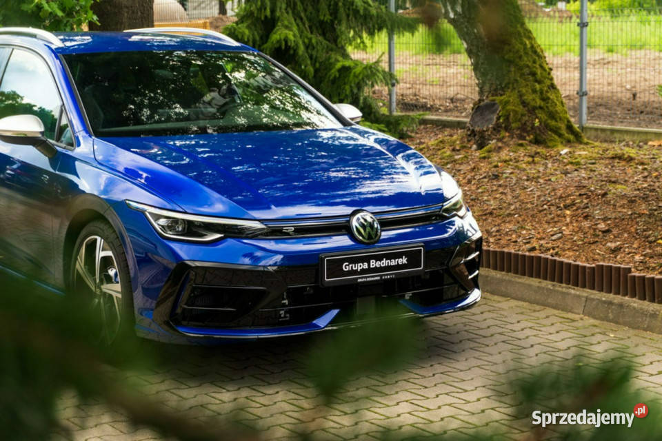 Volkswagen Golf Variant R 20 TSI 4Motion 333 DSG 5km Golf