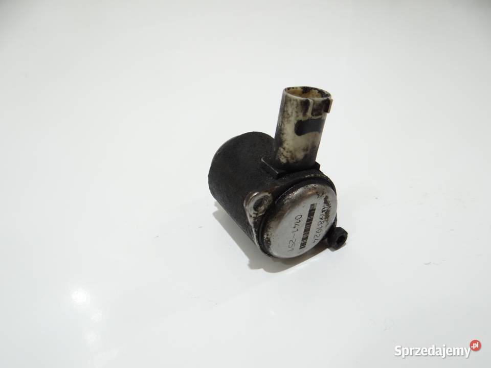 CZUJNIK MAGLOWNICY BMW E60 E61 N47D20A OE Części samochodowe Strzyżewice