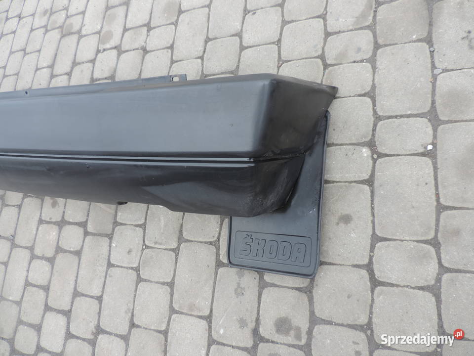 ZDERZAK TYŁ SKODA FAVORIT HB Rok produkcji 1992 Nowy Sącz