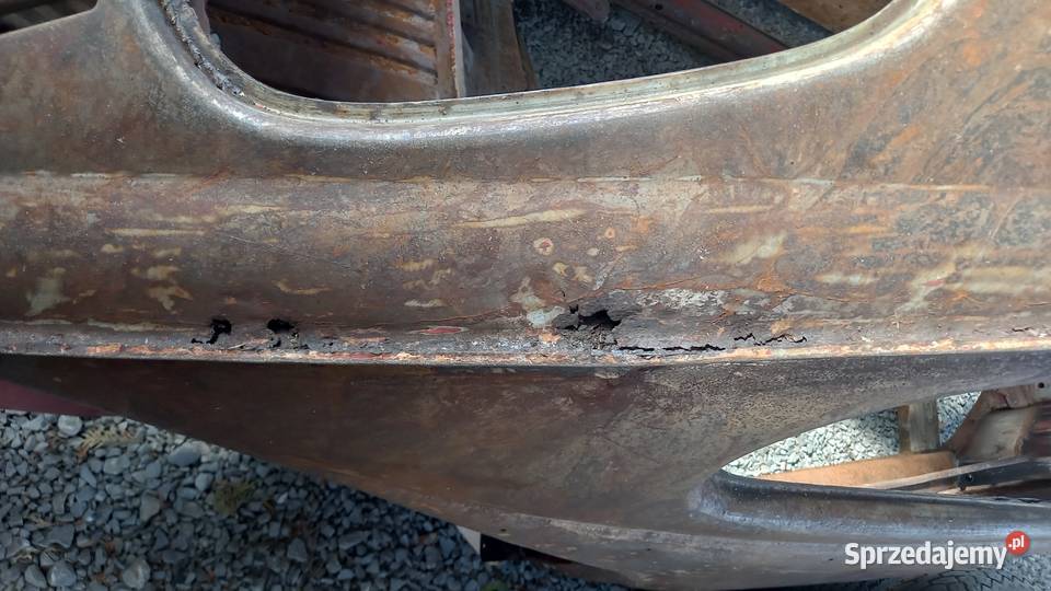 VW Garbus karoseria 1968r szyberdach Łazy