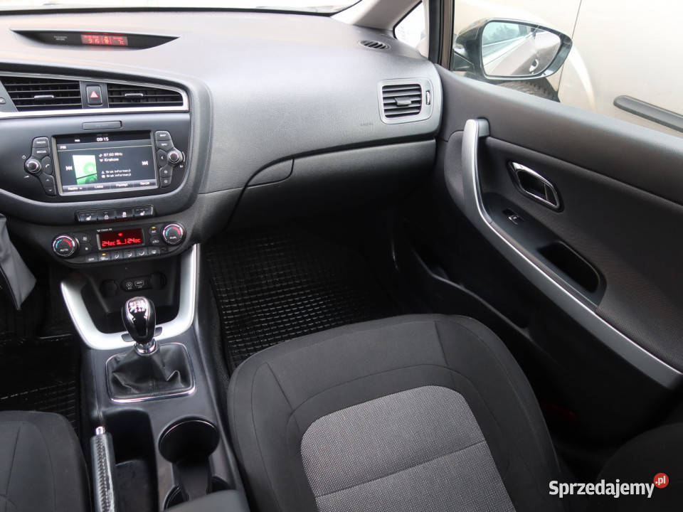 Kia Ceed 16 GDI gniazdo USB