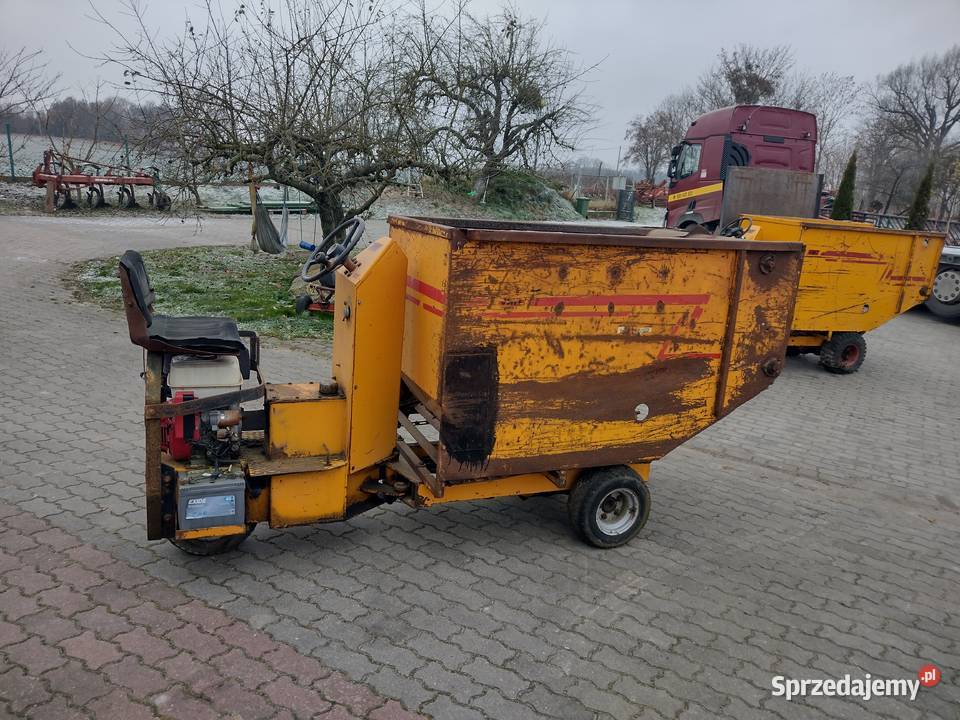 Mini wóz paszowy paszowóz samojezdny vmt 3 Sośno