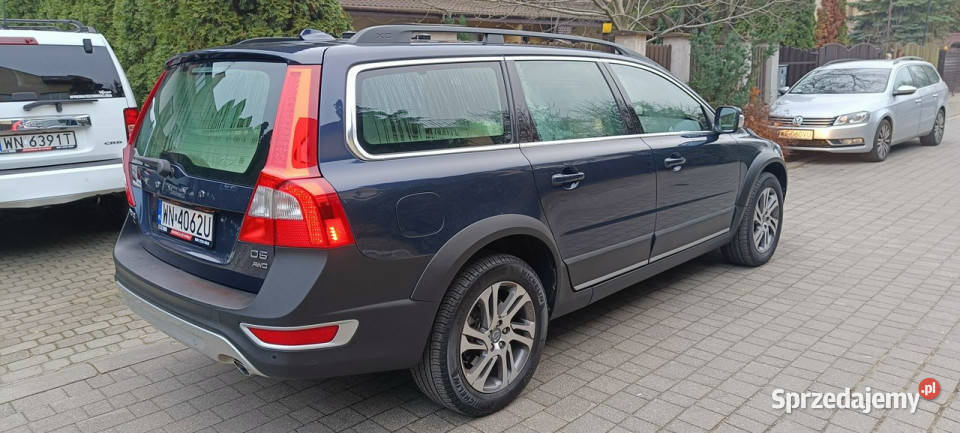 Volvo XC 70 24 D5 Momentum AWD 215 Warszawa