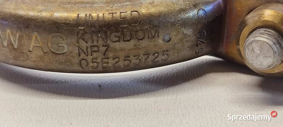 VW TAYRON OBEJMA WYDECHU 05E253725