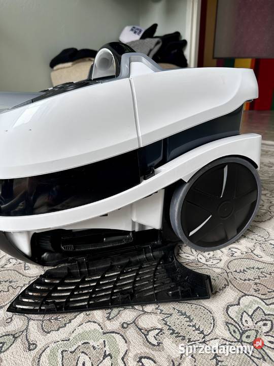 Odkurzacz Bosch Aqua Wash Clean