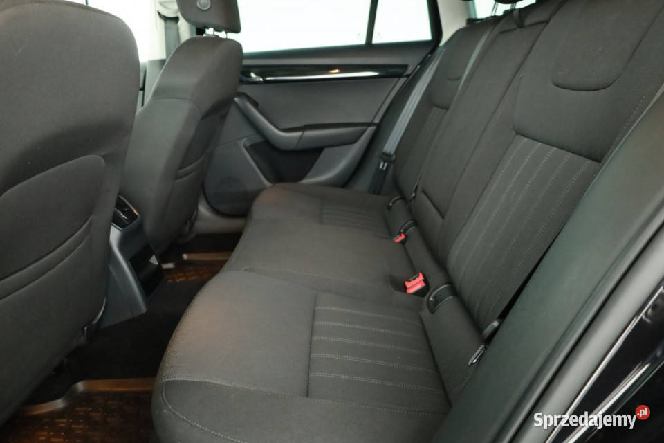 Skoda Octavia 20 TDI czarny Octavia Piaseczno