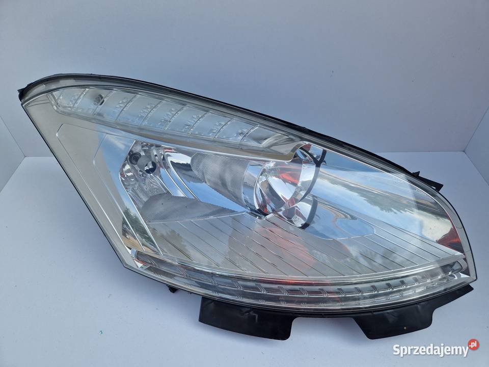 CITROEN C4 LAMPA PRZÓD PRZEDNIA PRAWA EUROPA Słowikowo