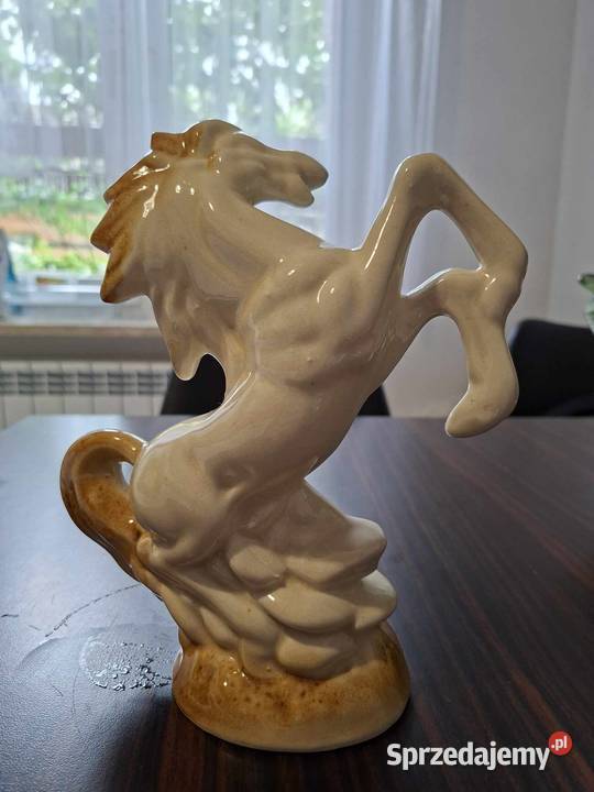 Figurki 2 w 100 Daleszyce sprzedam