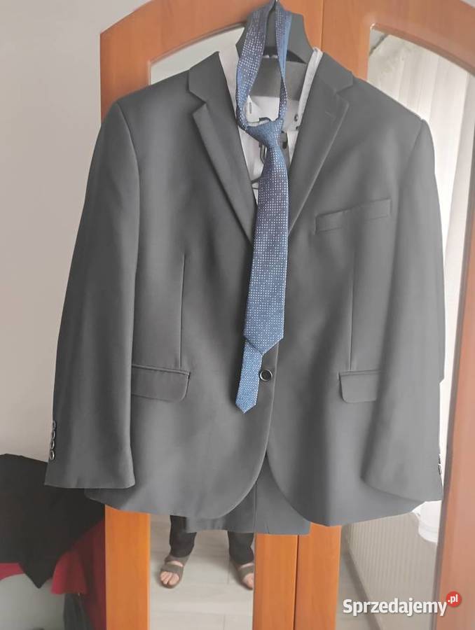 Sprzedam garnitur kolor ciemny Lubrza