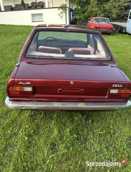 Audi 80 B1 sedan odpala mazowieckie