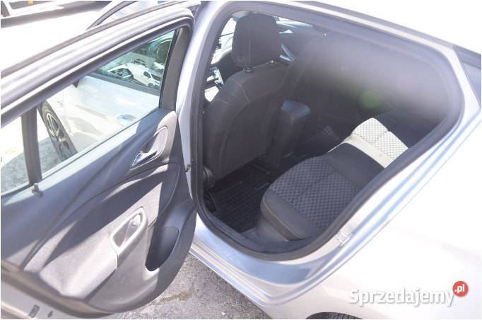 OPEL ASTRA 2019 139900 ccm 150 Warszawa