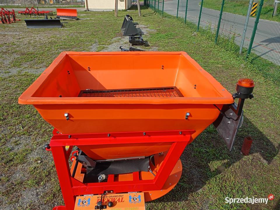 Posypywarka Piaskarka Komulana Drogowa 380 L 600 Pozostałe Żurawica