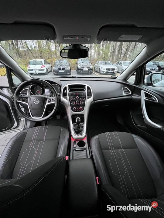 Opel Astra J 17 CDTI 2012 Radom