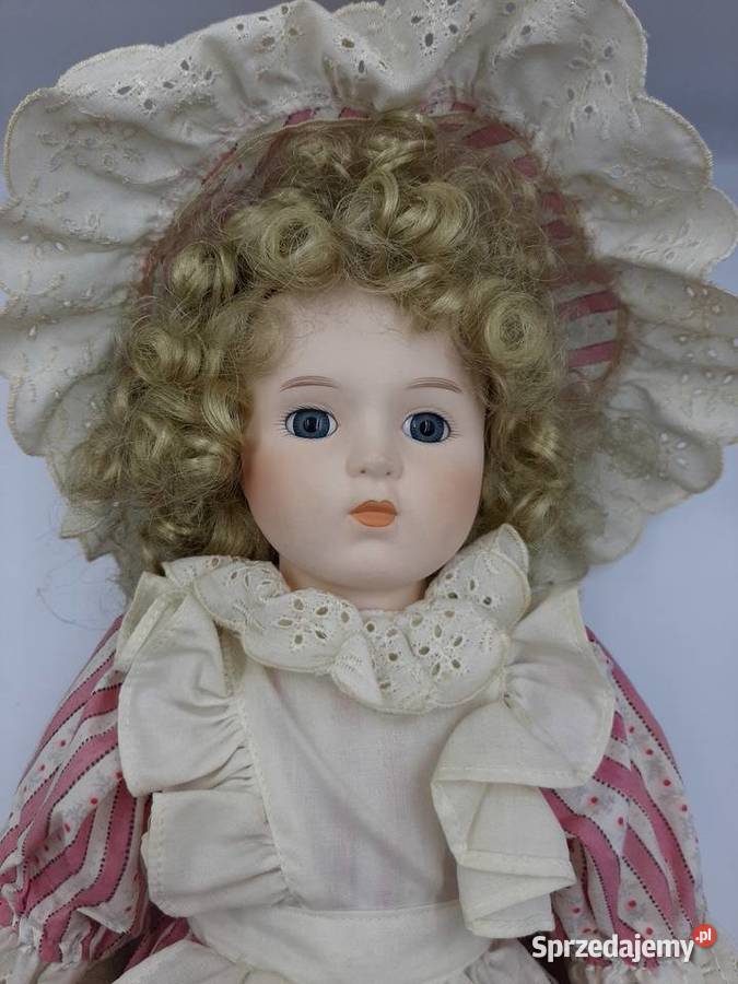 Przepiękna kolekcjonerska lalka porcelanowa.