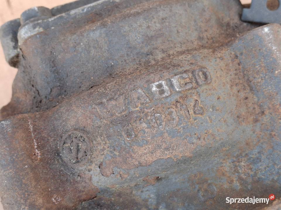 MERCEDES ATEGO SPRĘŻARKA KOMPRESOR POWIETRZA Bieleń