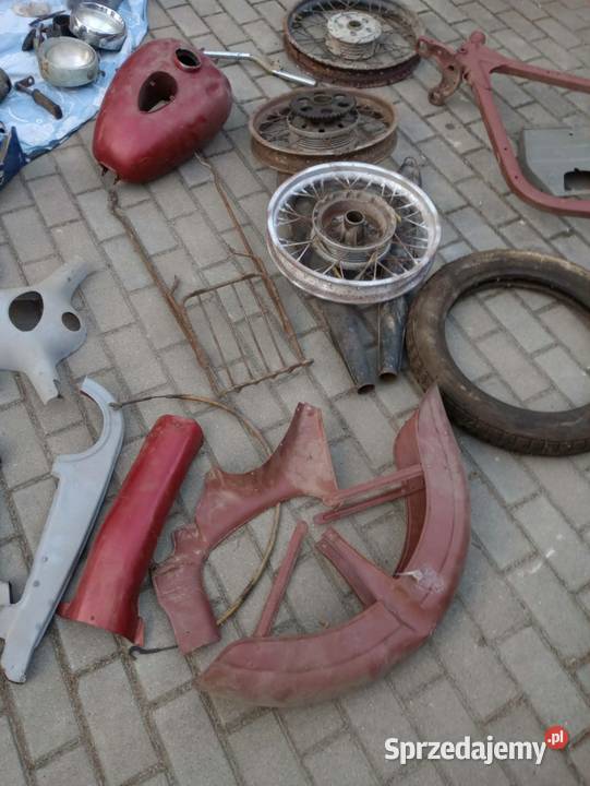 Jawa 250 model 353 osłona łańcucha puszka na