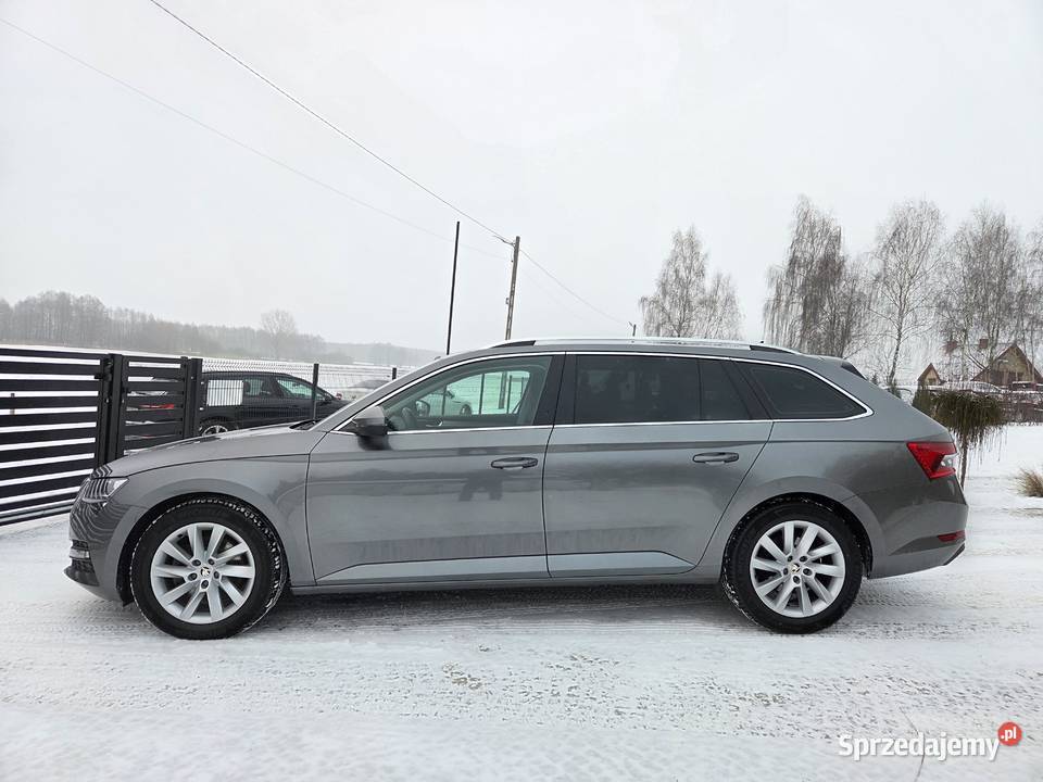 SKODA SUPERB LIFT AMBITION SalonPL 1WŁ 2022 komputer pokładowy Sieradz