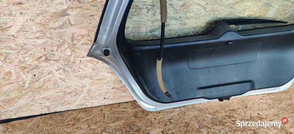 TYLNA KLAPA TYŁ POKRYWA GABAŻNIKA TYŁ SZYBA Klapy bagażnika Części samochodowe Rudziniec