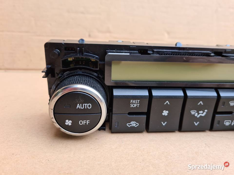 Toyota Auris II E18 panel sterowania przełącznik Legnica