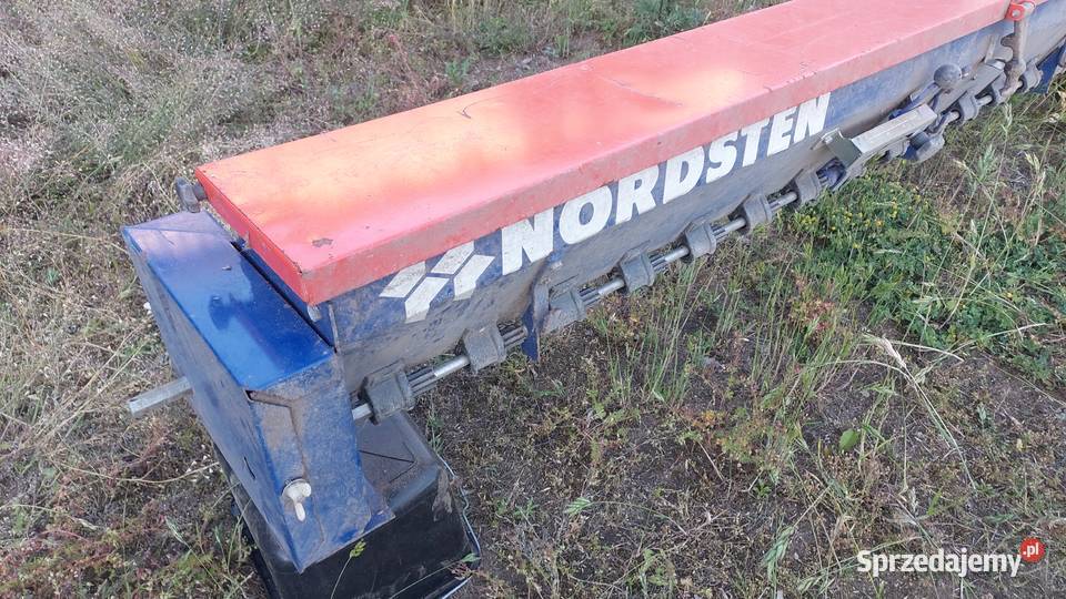 Siewnik siewniczek do trawy poplonu kongskilde Kutno