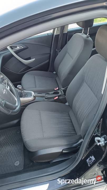 Opel astra 14 benzyna super stan pakiet zimowy Łuków