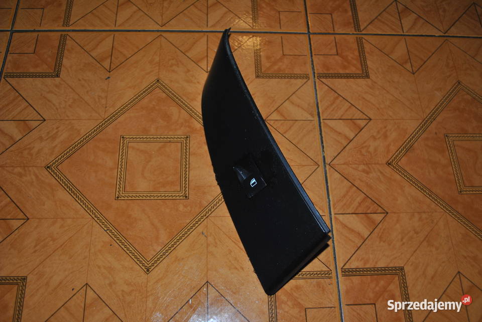 Przełącznik szyby strony pasażera BMW E60 E61 Poręba sprzedam