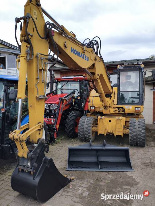 Koparka kołowa KOMATSU PW98MR8 w RadMasz Opoczno Koparki