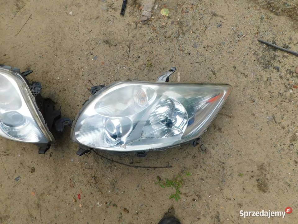 toyota auris lampa lewa UK WYSYŁKA Żory sprzedam