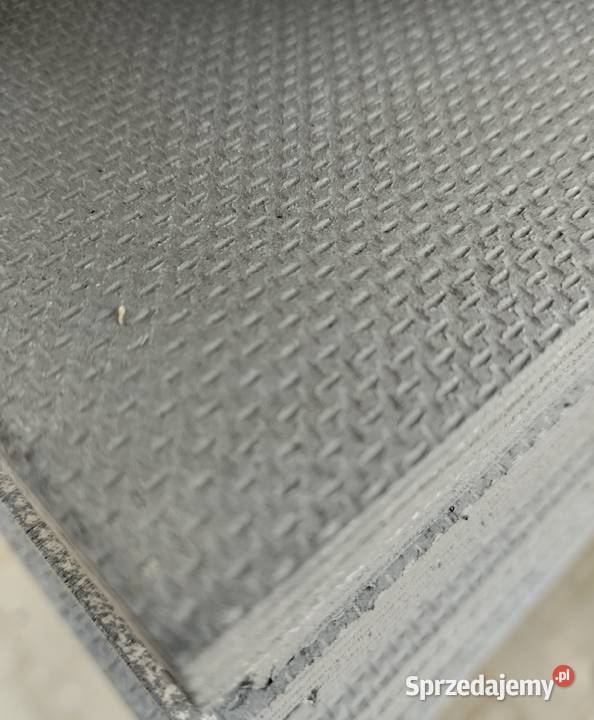 Sklejka antypoślizgowa gr 9mm 1525x3660mm Brzeźno