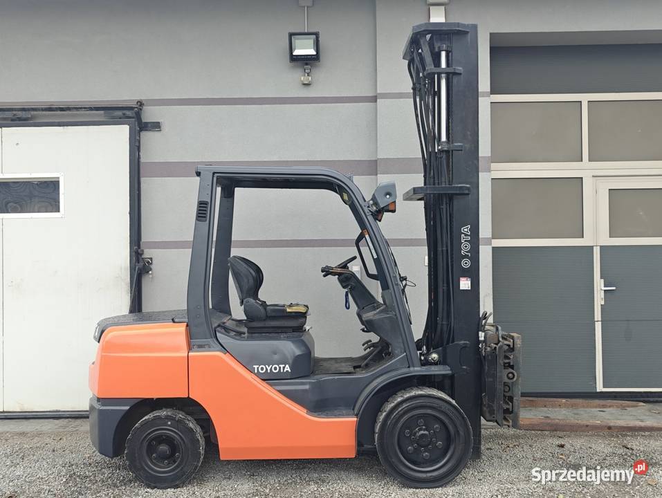 Wózek Toyota 8FDJF35 35T Diesel Pozycjoner Sandomierz