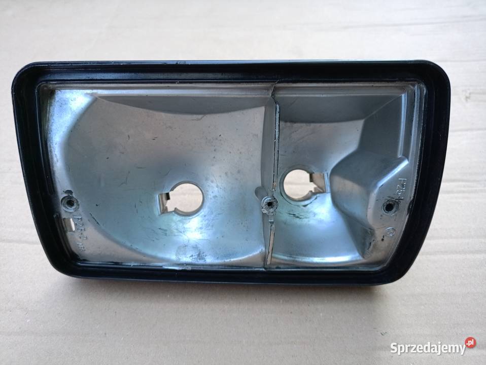 Fiat 126p FL Maluch lampa lampy tył tylna tylne wielkopolskie Leszno