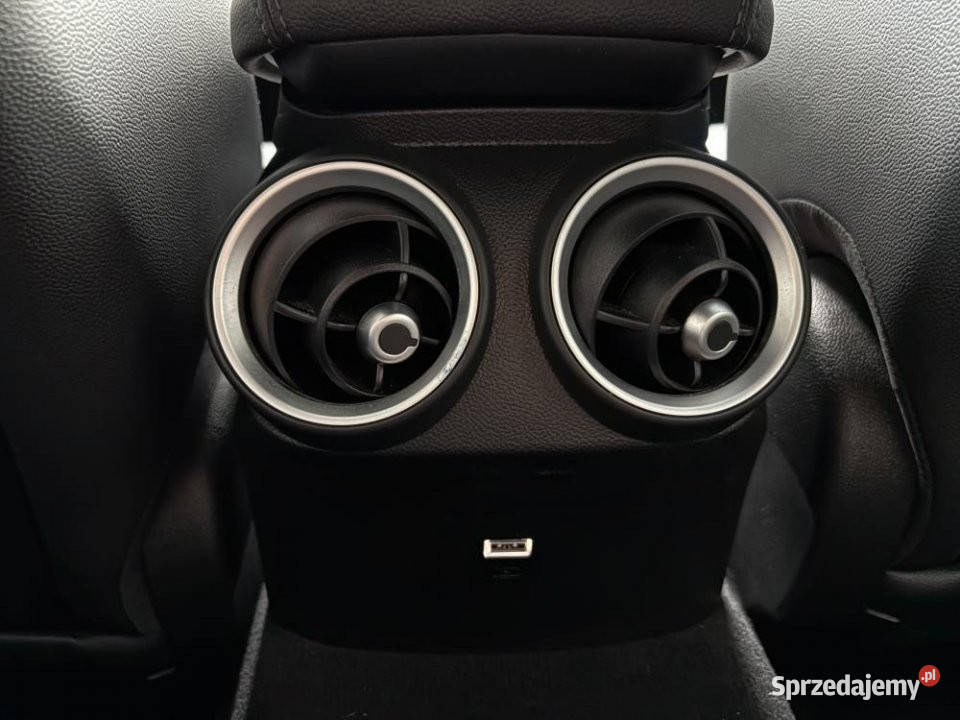 Alfa Romeo Giulia 2022r Niski przebieg FV23 2 automatyczna Warszawa sprzedam