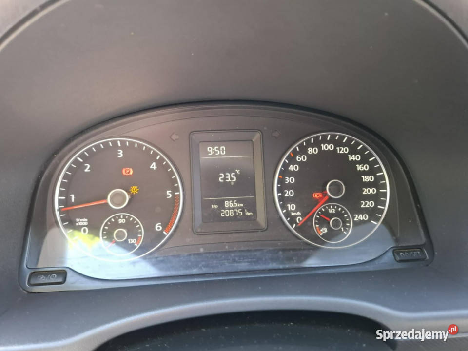 Volkswagen Caddy Maxi Rok produkcji 2012 Poznań sprzedam