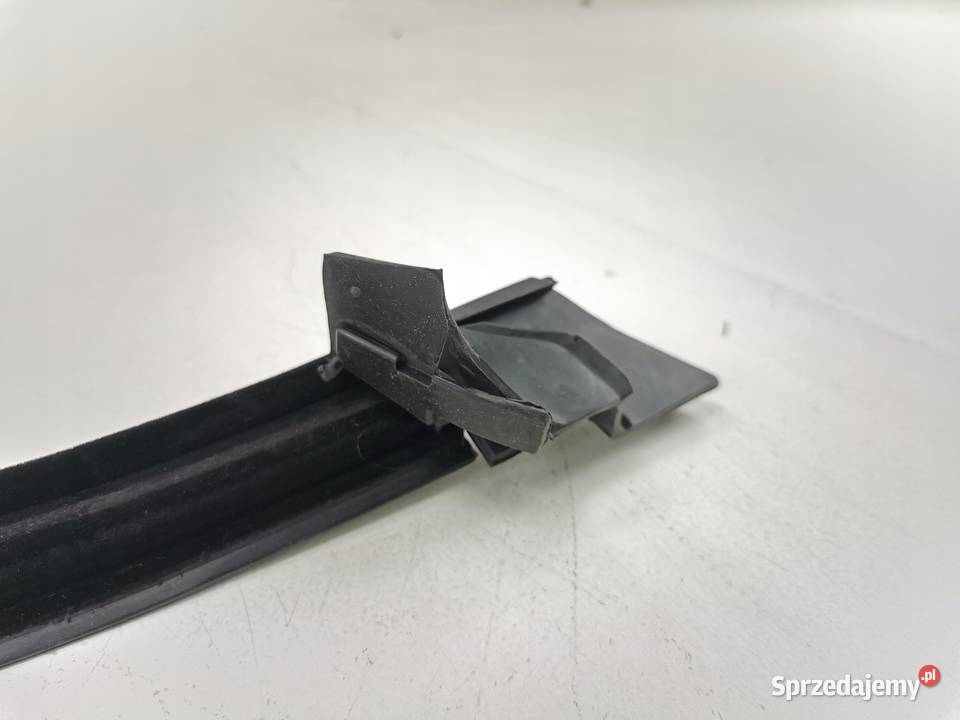 USZCZELKA DRZWI FIAT NOWA ORYGINAŁ 6824708