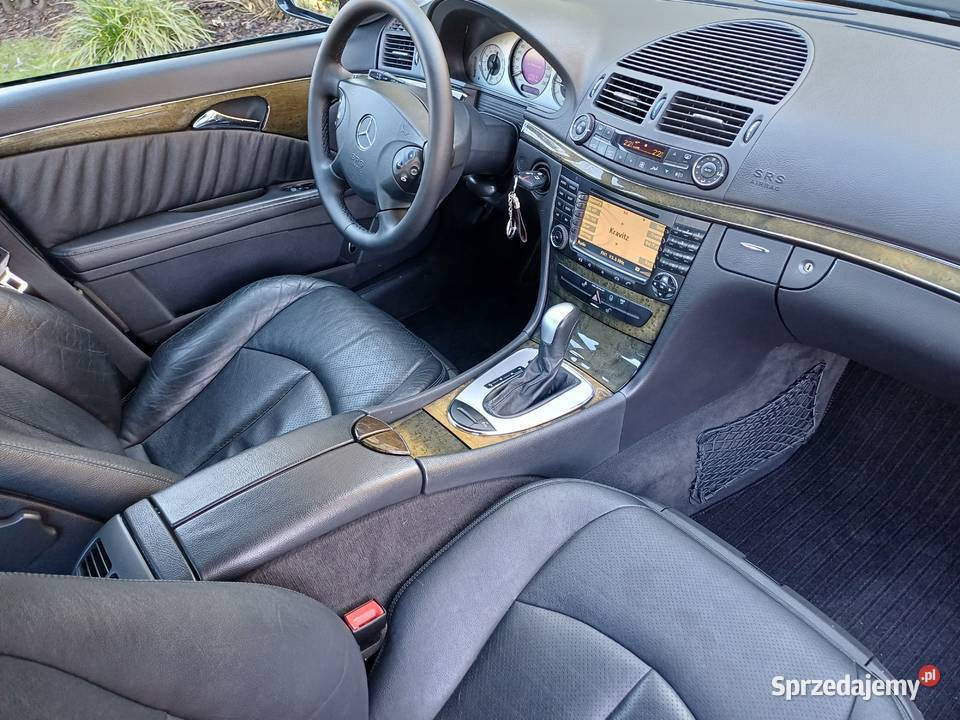 Bezwypadkowy zadbany Mercedes w211 Avantgarde 27 czujnik zmierzchu Klasa E Sieradz