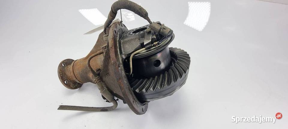 DYFERENCJAŁ TYŁ MITSHUBISHI PAJERO Lipno