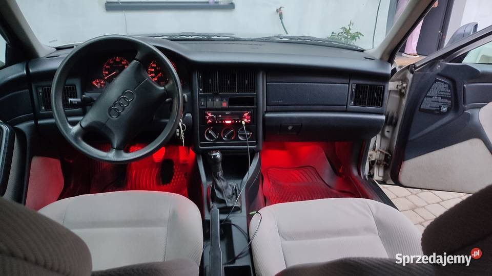 Audi 80 b4 srebrny Dynów