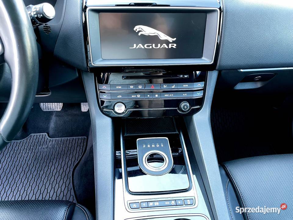 JAGUAR FPACE 30 340 Możliwa Zamiaan Rok produkcji 2017 Białystok