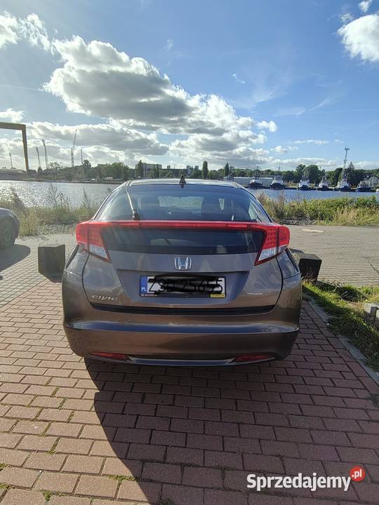 Honda Civic 16 iDTEC SPORT 120 2013 208 000 Rok produkcji 2013 Szczecin