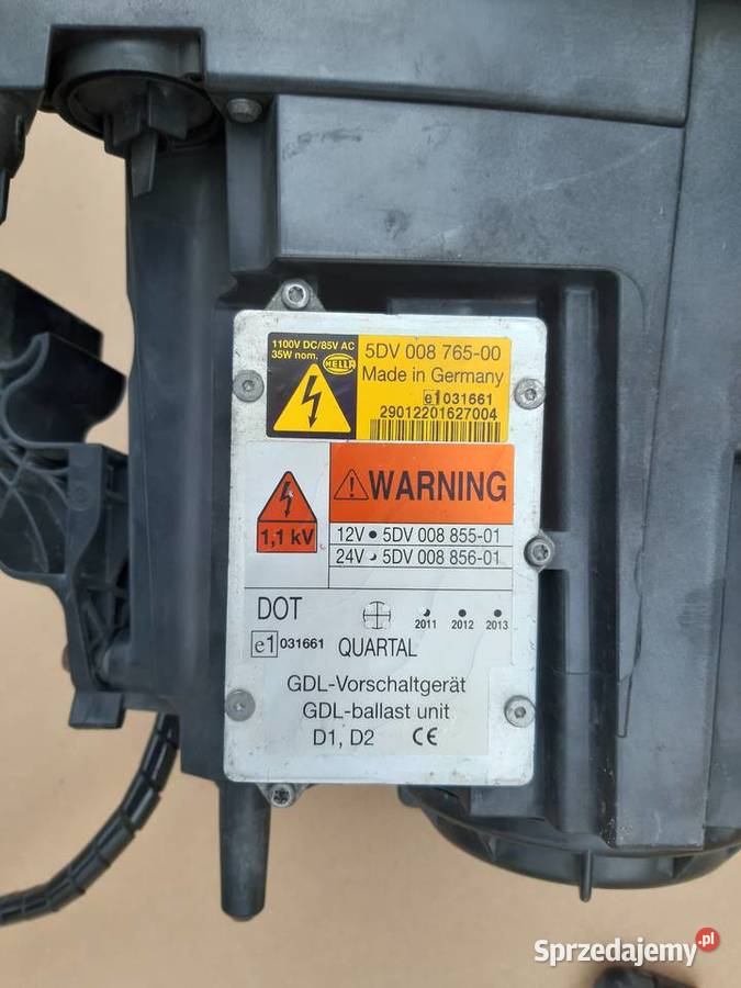 VOLVO FH13 REFLEKTOR PRAWY XENON LAMPA PRAWA Bieleń sprzedam