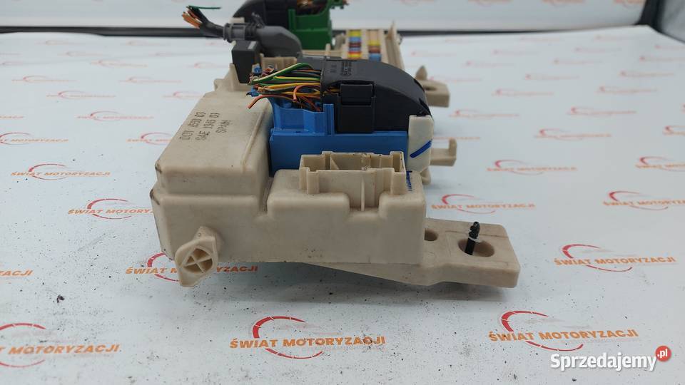 VOLVO V50 20 D 08r 136 skrzynka moduł BSI Kielce