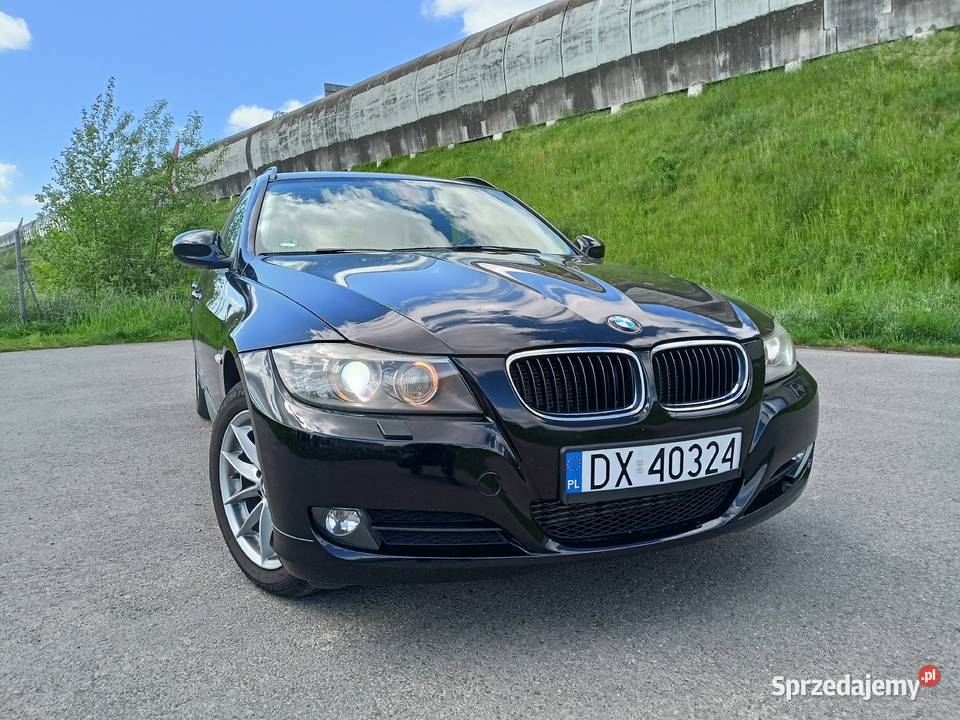 BMW SERIA 3 E91 20D 182 2012 reflektory ksenonowe