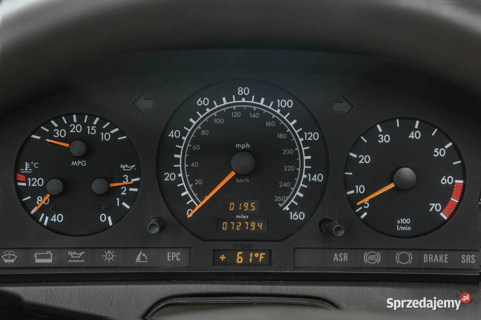 MercedesBenz R129 SL500 niski przebieg czysty benzyna śląskie Rybarzowice