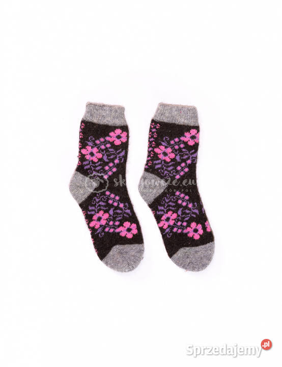 Czarnoszare skarpetki z różowymi kwiatkami z małopolskie